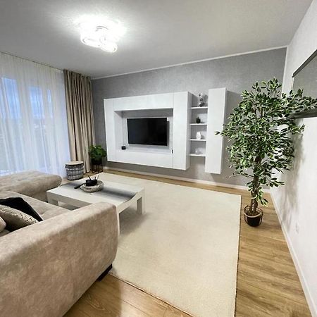 Appartement Apartament Confortabil Alba Iulia Extérieur photo
