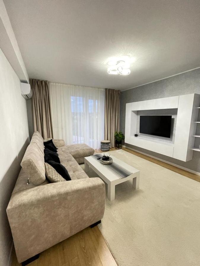 Appartement Apartament Confortabil Alba Iulia Extérieur photo