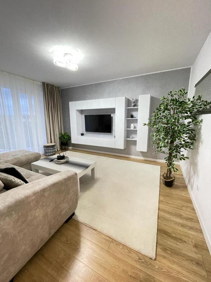 Appartement Apartament Confortabil Alba Iulia Extérieur photo